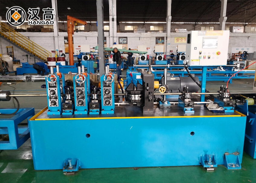 Induction annealing machine